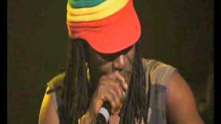 Alpha Blondy  Politiki Live HQ [upl. by Fionnula]