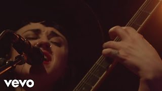 Hiatus Kaiyote  Molasses Live [upl. by Otrebire]