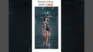 Ananya pandey Born To Be A Model Shorts Viral Ananya pandey Ramp walk Viral shorts 😍 [upl. by Redfield]