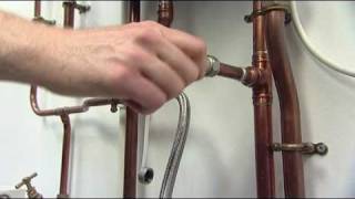 How to Repressurise a Heating System with an External Filling Hose  Worcester Bosch [upl. by Oribel189]