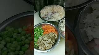 Whole winter melon mexid seafood soup subscribe youtubeshorts youtube food cooking support [upl. by Nedah]