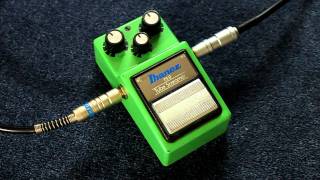 Ibanez TS9 Tube Screamer Bass Demo [upl. by Iblok]