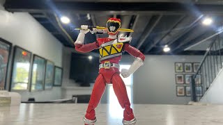 SH Figuarts Power Rangers Dino Charge Red Ranger Review [upl. by Clevie]