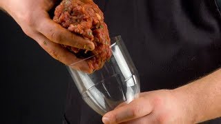 Cosa centra la carne con la bottiglia della coca cola Una ricetta incredibile [upl. by Relyat4]