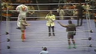 Bobo Brazil vs Stan Stasiak 11777 [upl. by Aihsein]