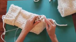 The Kitchener Stitch to Bind off the Toe of the Chunky Knit Christmas Stocking Video 4 of 4 [upl. by Dietsche]