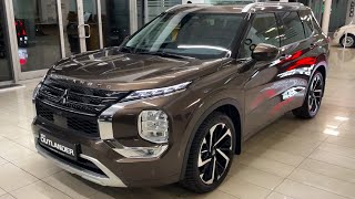 2024 Mitsubishi Outlander  in depth Walkaround 4K [upl. by Haik]