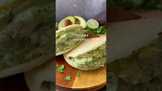 Receta Arepa Reina Pepiada  Gourmet Gourmet GourmetChile Arepa ReinaPepiada [upl. by Vladamir]