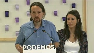 Podemos vota sul segretario La colpa Una casa grande [upl. by Nwahsek]