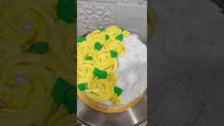 Pineapple Cake🍍cake cakedecorating fruitcake youtubeshorts homemade [upl. by Winona]