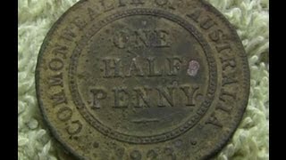 Metal Detecting Find  1923 Halfpenny Found  the Rarest Australian Halfpenny [upl. by Other651]