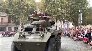 80 ans de la libération de Villefranche  le char des Alliés parade [upl. by Favien596]