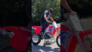 Honda Cr500 Cold Start cr500 dirtbike motocross decompression [upl. by Allenotna507]