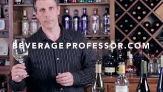 White Wine Basics  A guide to Riesling Moscato Chardonnay Pinot Grigio and Sauvignon Blanc [upl. by Nalhsa]