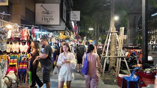 Walking Bangkok Silom at Night  Restaurants Night Market Malls [upl. by Spooner24]