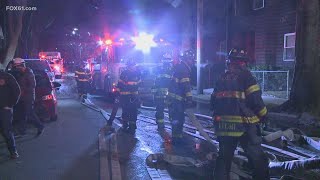 Good Samaritan helps Police Officers rescue people from New Haven apartment fire [upl. by Eilla]