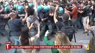 Roma manifestazione pro Palestina scontri alla Sapienza [upl. by Eznyl403]