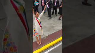 🔴🇲🇽 Ya con banda presidencial sale Claudia Sheinbaum de San Lázaro luego de rendir protesta [upl. by Marcille]