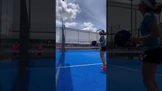 💥La bajada PERFECTA🎾 padel padelhighlights padeltraining [upl. by Htilil107]