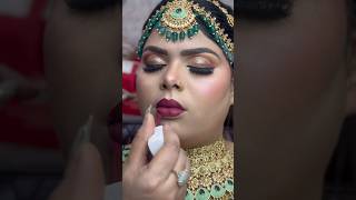 डार्क लिपस्टिक को लाईट अब कैसे करूँ 😰 poojamakeovers poojamakeover makeupartist bridalmakeup [upl. by Ttocserp]