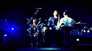 U2  Beautiful Day Sub Español Rose Bowl  360° Tour [upl. by Joane]