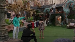 Bigg Boss 18 Live  Digvijay Vs Avinash Shilpa Vs Rajat Vivian Karan Shrutika Chahat  The W [upl. by Alikat]