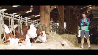 Franck Blanc producteur laitier bio à la ferme du Menhir [upl. by Jamnes]