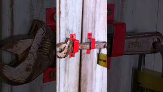 Door lock 🔒🔐new track doorlock tools lockyourdoors shorts trending viralvideo amezingfact [upl. by Imelda]