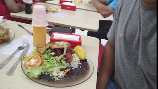 Almocei no restaurante mais barato de Ubatuba SP será que a comida é boa  Ver mais [upl. by Alrak669]