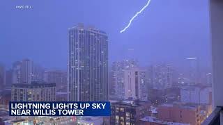 Lightning strikes Willis Tower former Hancock building [upl. by Giltzow]