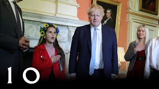 Melisa Kogut sings the Ukrainian National Anthem to PM Boris Johnson [upl. by Dovev]