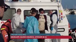 Roccella Ionica Migranti Nuovo sbarco arrivati in 64 [upl. by Acherman]