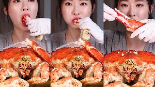 Mukbang Asmr Kepiting Alaska Raksasa Utuh Yummy Makanan Seafood Tambah Saus Pedas Korea [upl. by Silvia]