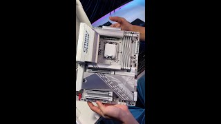 Z890 AORUS ELITE WIFI7 amp Z890 AORUS ELITE WIFI7 ICE Unboxing [upl. by Ahsercel]