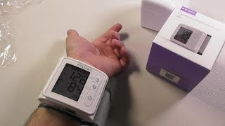 Wrist Blood Pressure Monitor HYLOGY Blood Pressure Monitor REVIEW [upl. by Joey]