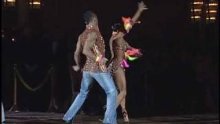 Michael Wentink amp Beata  Samba WSSDF2004 [upl. by Mutz413]