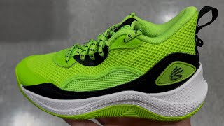 Under Armour Curry 3Z 24 Hyper Green Basketball Shoes [upl. by Fullerton545]