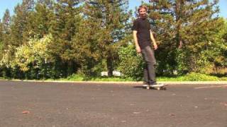 HOW TO PUSH ON A SKATEBOARD THE EASIEST WAY TUTORIAL [upl. by Freeland399]