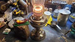 Miller Vestal Center draft Kerosene lamp [upl. by Ydroj]