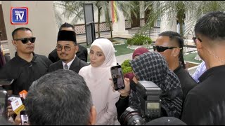 Fattah Fazura bercerai talak satu [upl. by Esadnac]