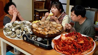 시댁먹방😋김장하는 날엔 수육과 굴 필수 올해 김장김치도 대성공 Korean Kimchi making season MUKBANG [upl. by Ause]