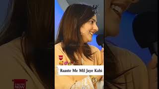 Raaste Mein Mil Jaye…🎶💕 Subscribe🎶💕 Like🎶💕 Comment🎶💕 Best vip Poetry status ❣️💋 [upl. by Benkley]