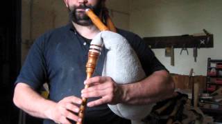 cornamusa medievale  medieval bagpipe  1 drone [upl. by Isnan]