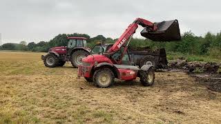 Case IH XMX174 Bunning low lander 9 muck spreader and Manitou MTL 526 [upl. by Nrehtak]