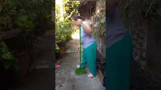 Barriendo el patio [upl. by Trudy]