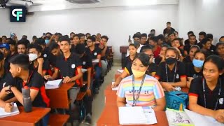 Vidyapeeth Patna Classroom Tour amp Students Review of Physics Wallah Offline  Career Finology [upl. by Libna836]