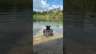 Bait spreader boatman fishing fishingboat carpfishing fishingvideo baitboat bait boat [upl. by Garrity]