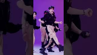 143 I LOVE YOU seungmin skz relaydance edit kpop skz straykids [upl. by Ymmat]