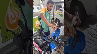 Filling CNG in a CNG Motorcycle [upl. by Geminius417]