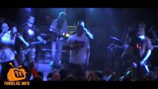 Liroy feat Wzgórze YaPa3  quotScyzorykquot  Live [upl. by Brandais21]